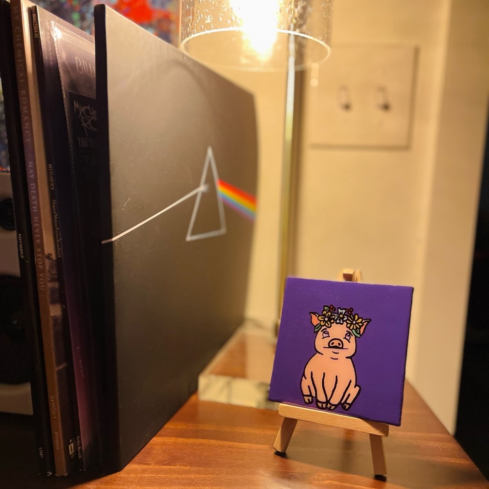Purple piggy art with easel